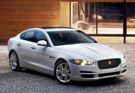JAGUAR XE ... od 2015